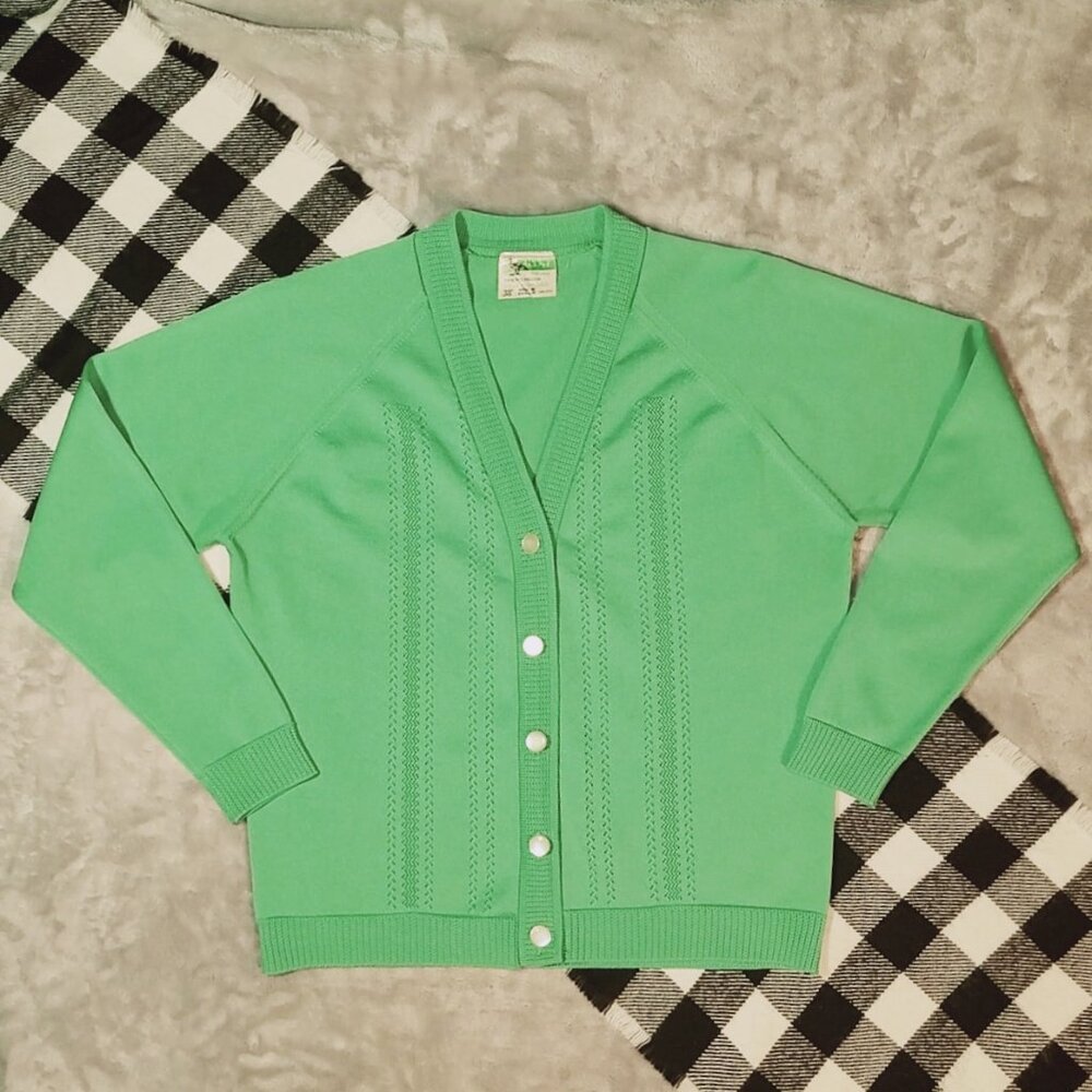 38" | Avocet | Vintage Knit Column V-Neck Cardigan